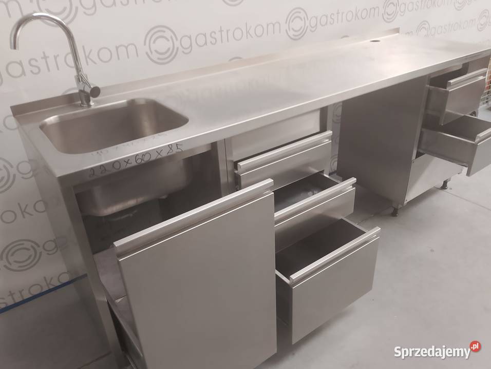 Stół ze zlewem miejscem na lodówkę i kubki Gastronomia Wrocław