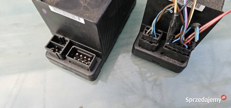 Pompka zamka centralnego mercedes w202 Rok produkcji 1994 Zbąszyń