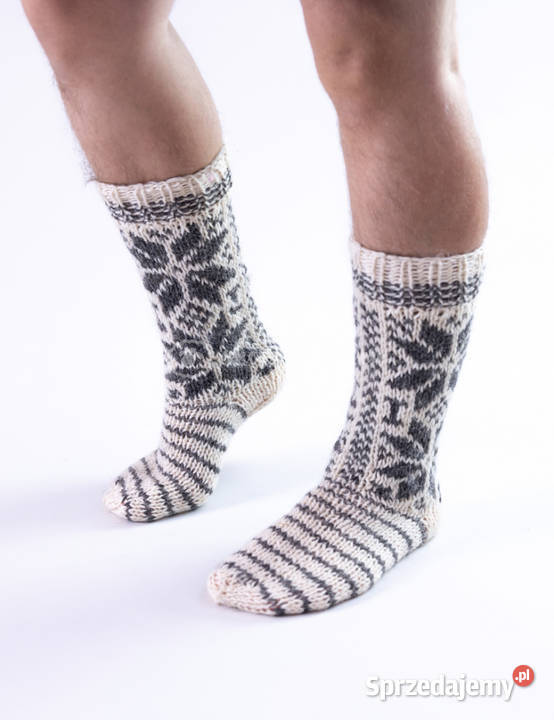 Wysokie ciepłe wełniane skarpetki z góralskim sprzedam