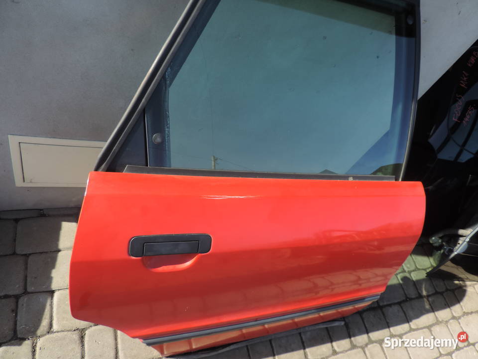 AUDI 80 B4 KOMBI DRZWI PRAWY TYŁ osobowe Nowy Sącz
