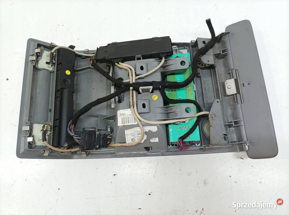 LAMPKA PODSUFITKI 7L6866349P VW Volkswagen osobowe