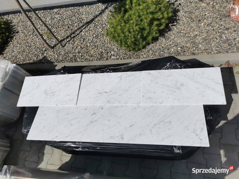 Marmur Carrara Bianco pasy 1 poler Dom i Ogród Przemyśl