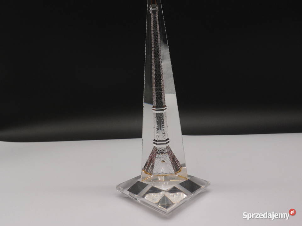 Kryształowa Wieża Eiffla 3D w Obelisku Elegancka Raszków
