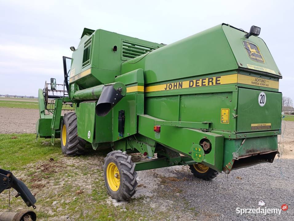Kombajn zbożowy John Deere 1166 Rawica Stara