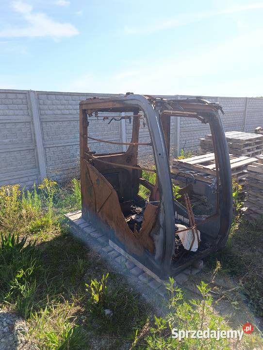 Kabina Hitachi zx180