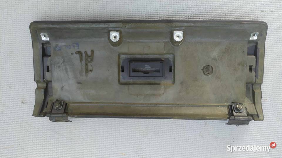 MercedesBenz W123 Klapka schowka deski Łagiewniki