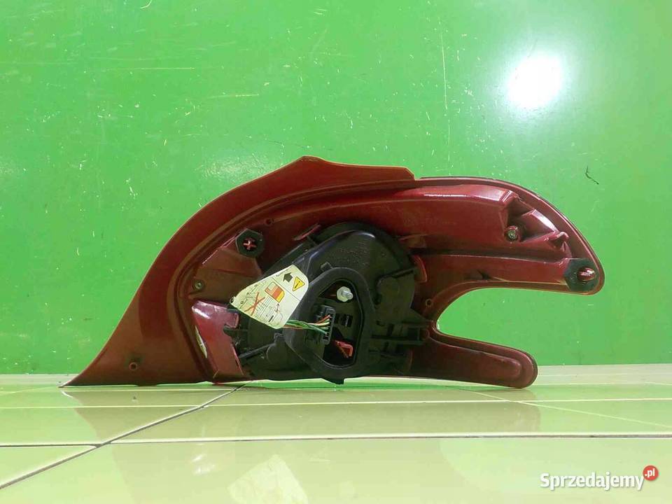 PEUGEOT 208 I 13r HB 3D lampa lewa tyl Suków