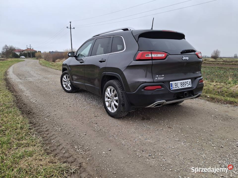 Jeep Cherokee Limited 32 4x4 272KM Turobin
