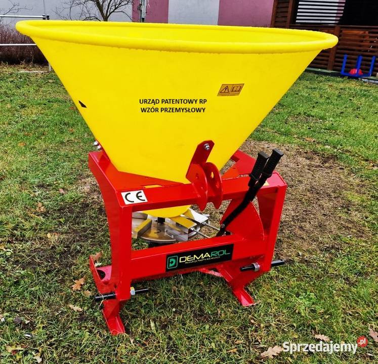 Rozsiewacz Lejkowy do Nawozu 300l hydraulicznie Pajęczno