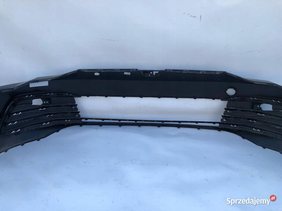 ZDERZAK PRZÓD PRZEDNI VW GOLF VIII 5HO807221 sprzedam