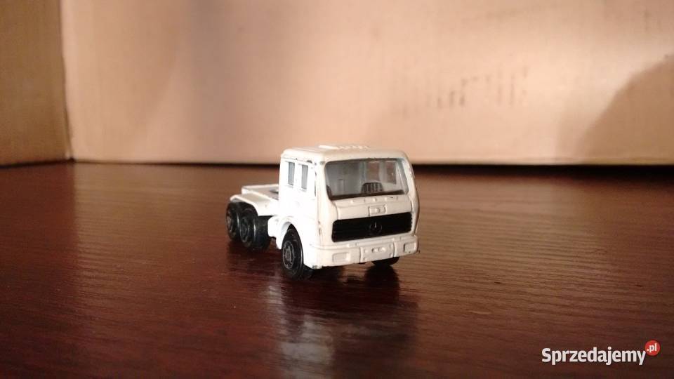 majorette mercedes ciągnik siodłowy 2537 Stalowa Wola sprzedam