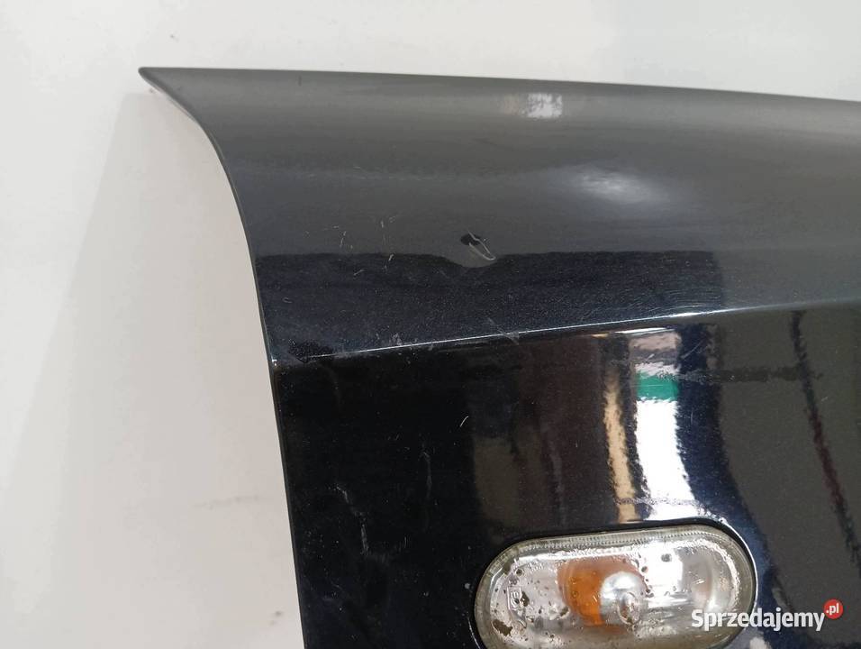 BŁOTNIK PRAWY PRZÓD CZARNY Seat Leon II 20052012