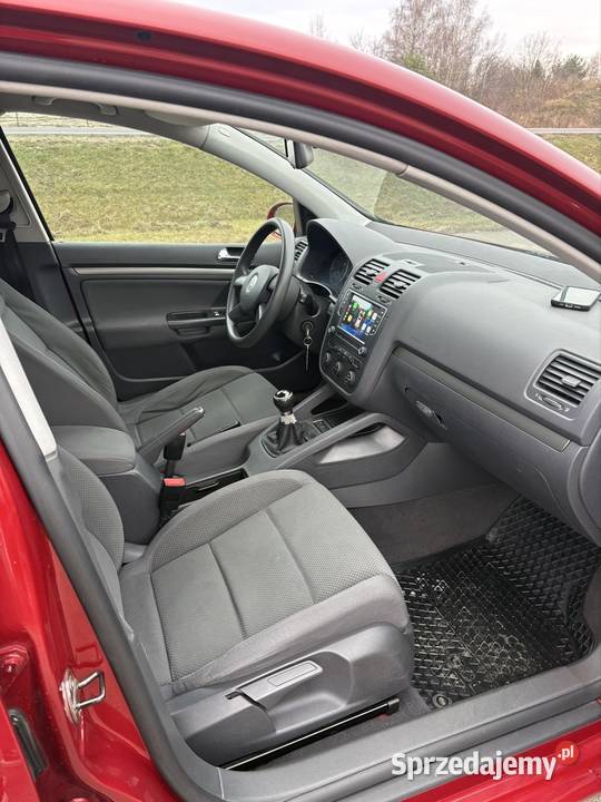 Ładny Golf 16 benzyna Rok produkcji 2005