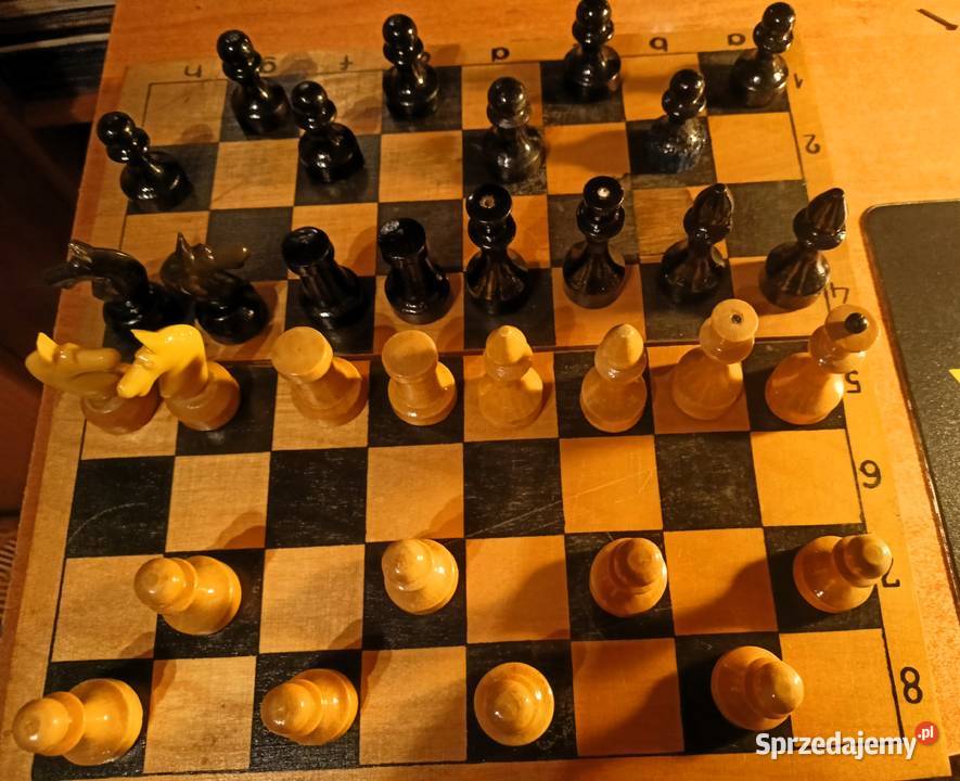 Radziecki zabytkowy zestaw szachowy Rosyjskie podkarpackie