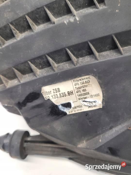 OBUDOWA FILTRA POWIETRZA AUDI A6 C6 4F0133835BH osobowe Przystajń sprzedam