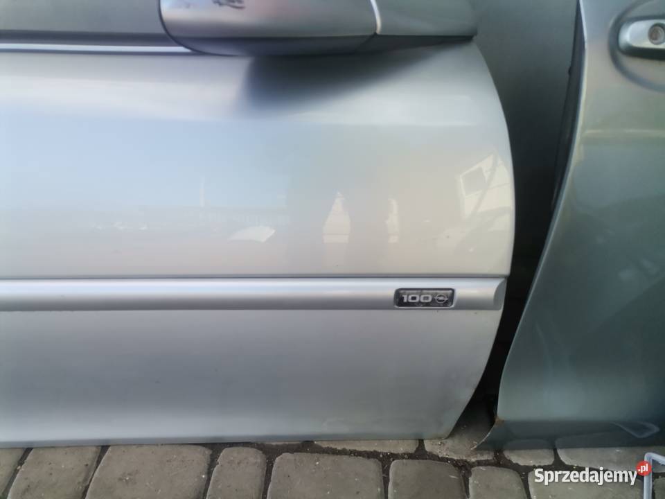 DRZWI PRAWY TYŁ OPEL VECTRA C SEDAN Z158 Nowy Sącz