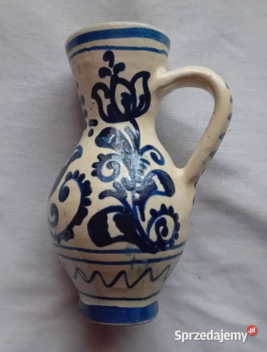 Ręcznie formowany i malowany dzbanekmlecznik Koźminek