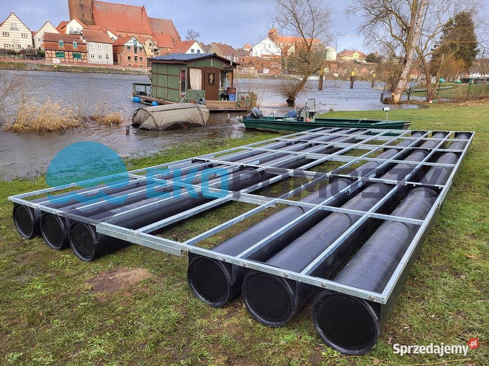 Platforma pod houseboat pływający domek Police