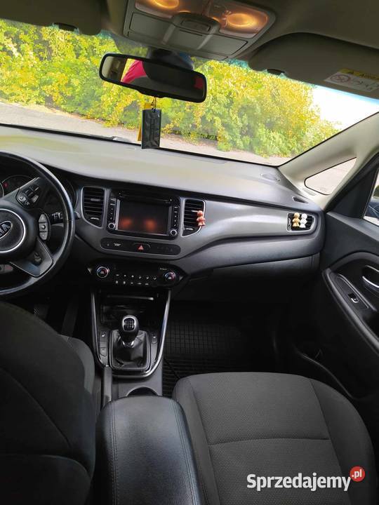 Kia carens 17CRDI 2015