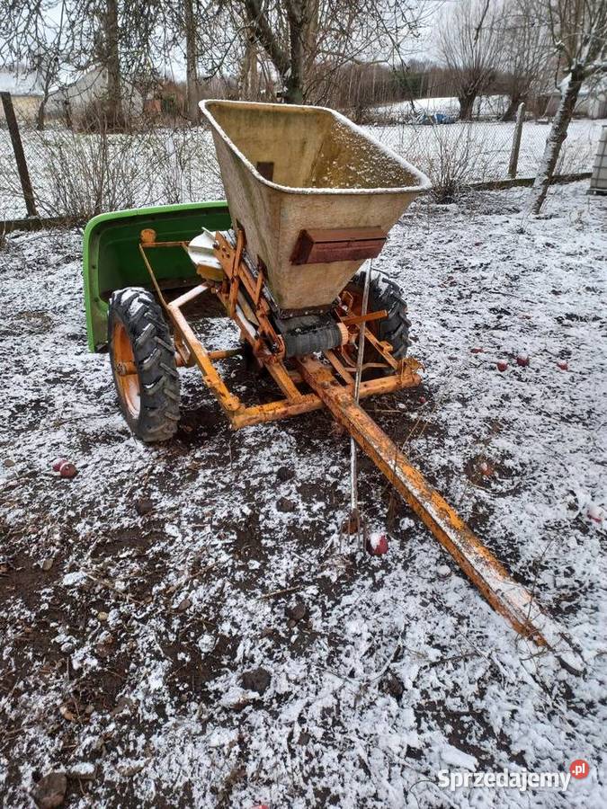 Rozsiewacz nawozu Krogulcza Sucha sprzedam