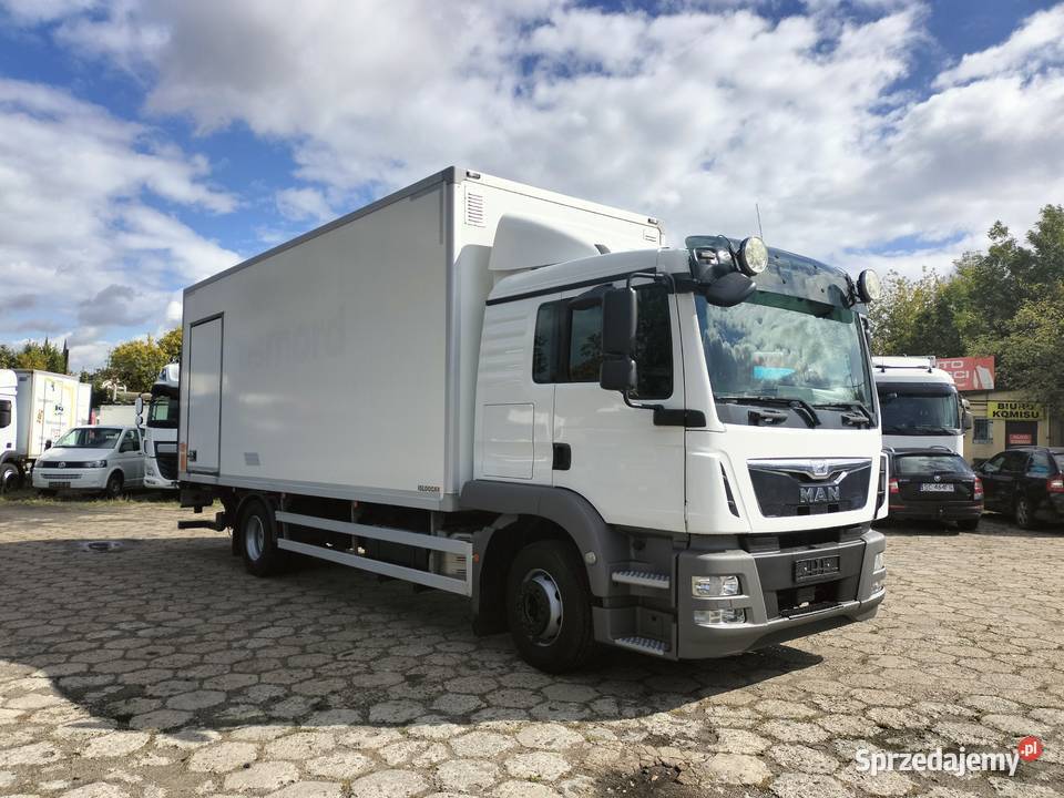 MAN TGM 15250 KONTENER IZOTERMA SYPIELKA WINDA Kontenery