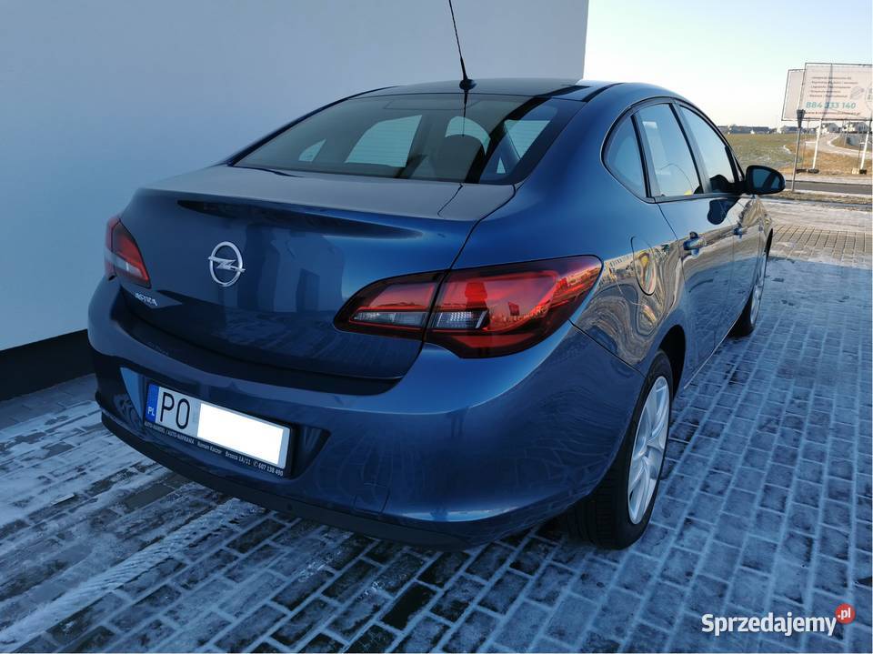 Opel Astra J 2013r 16 16V 115 SALON POLSKAstan Poznań
