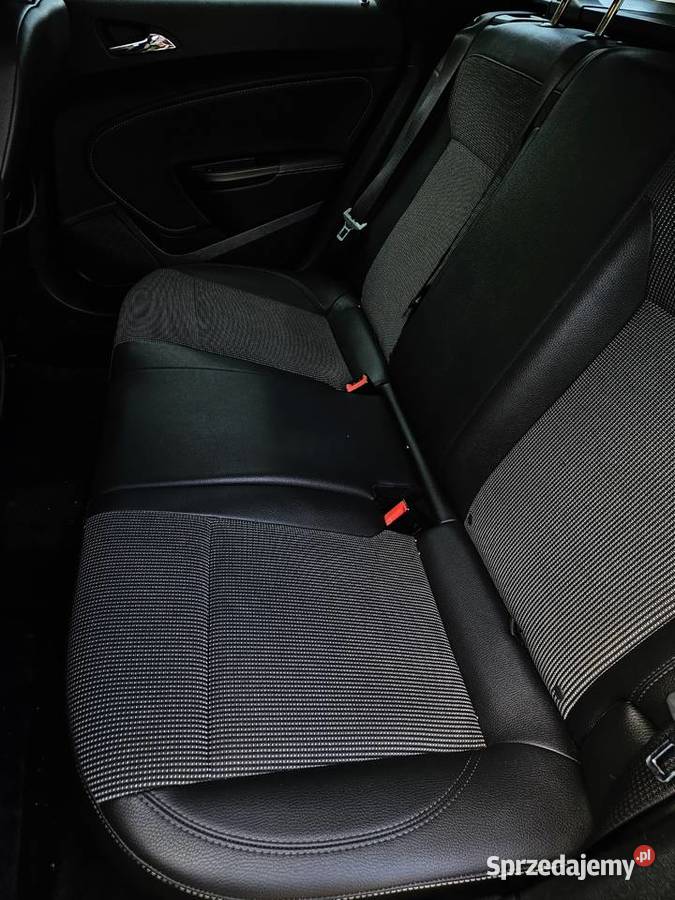 Opel Astra J Sports Tourer INNOVATION
