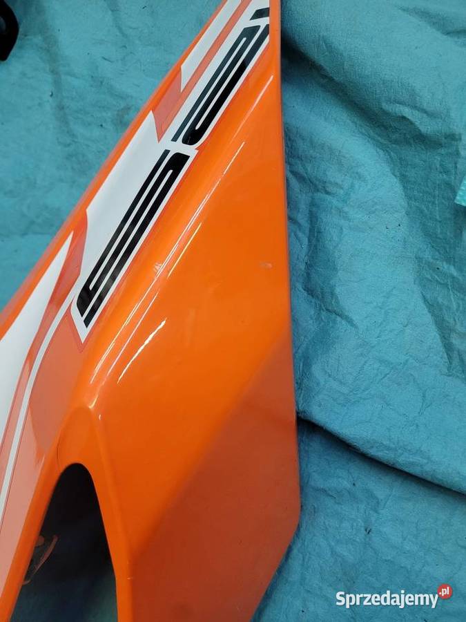 Ktm 125 duke 17 owiewka bok osłona lewa prawa Nowy Tomyśl