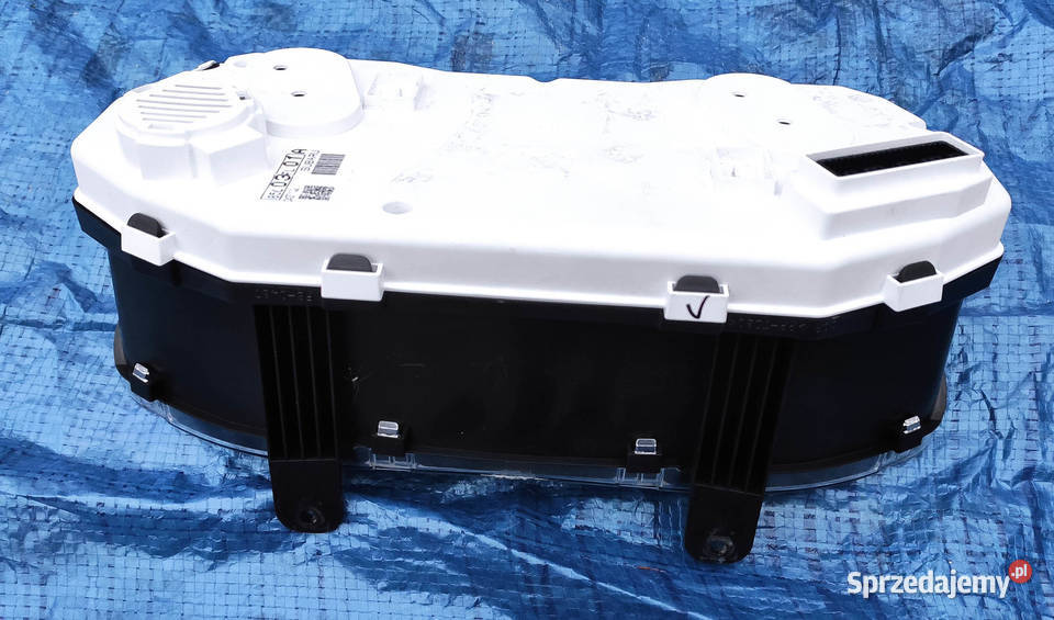 Liczniki zegary Subaru Impreza XV 2017 Wyposażenie wnętrza podkarpackie Krosno sprzedam