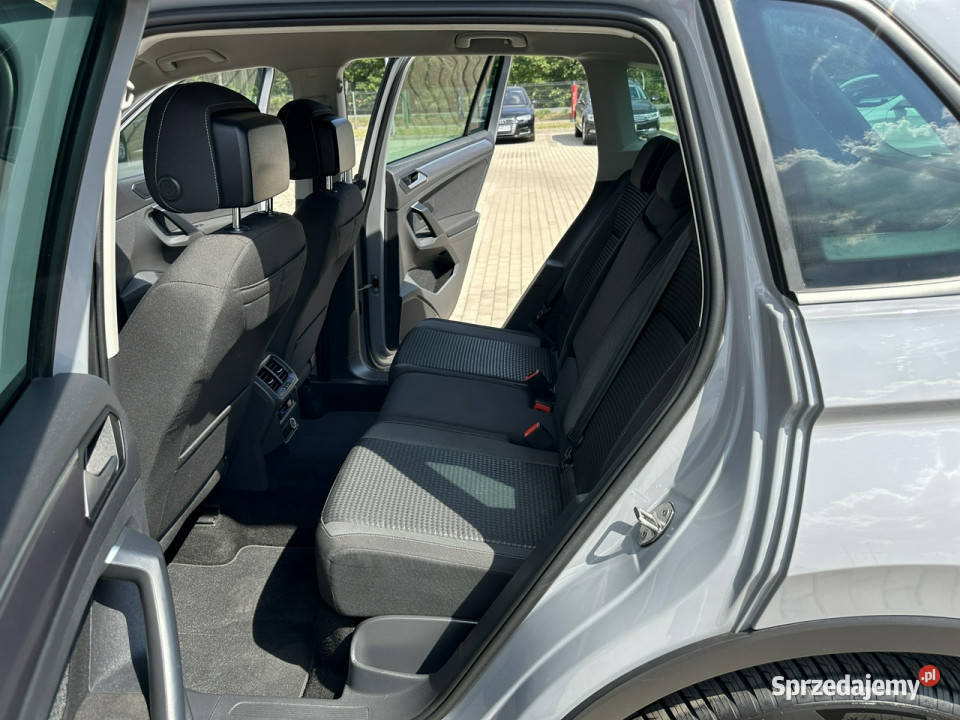 Volkswagen Tiguan Full LED Serwis ASO Asystenci Rok produkcji 2021 Kąty Opolskie sprzedam