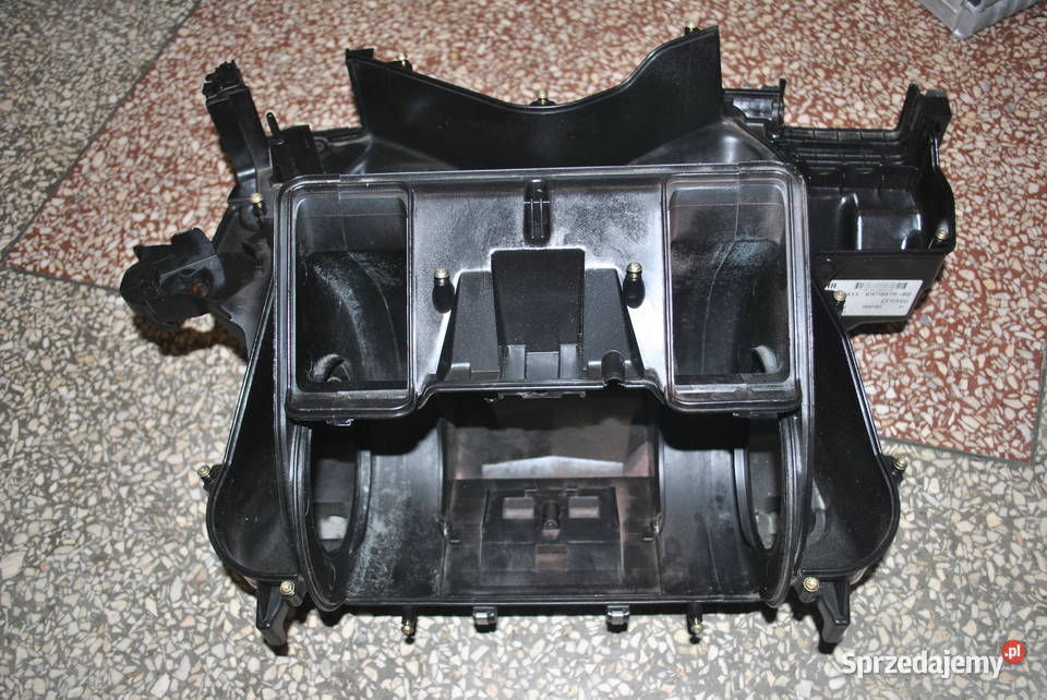 Obudowa parownika BMW E60 E61 E63 E64 śląskie Poręba sprzedam