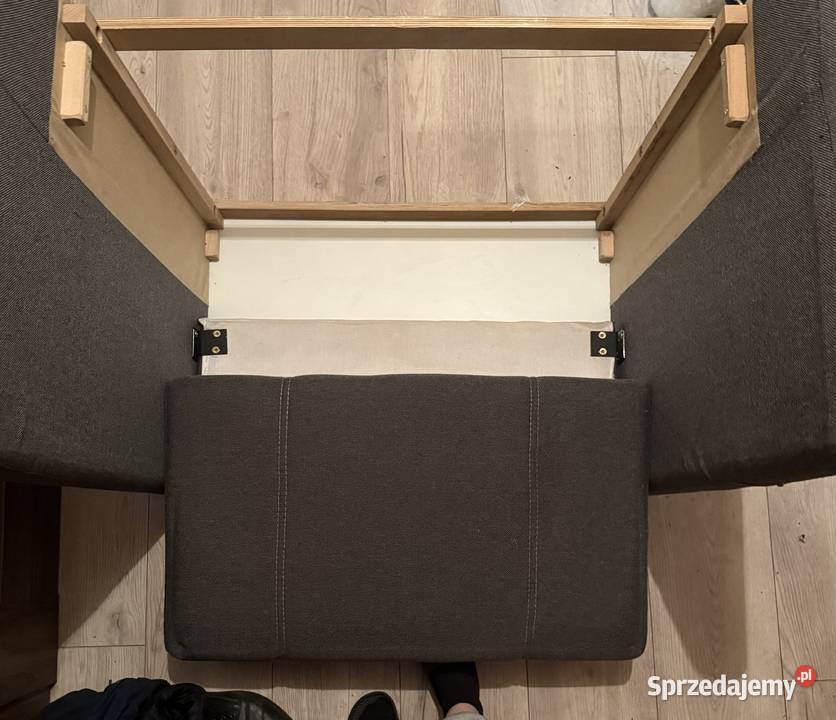 Łóżko rozkładanefotel z pojemnikiem na pościel Wiślica