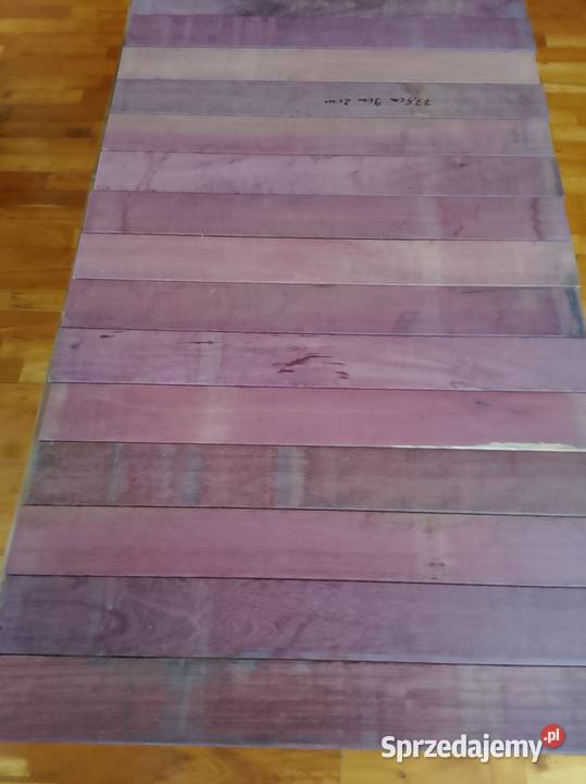 Drewno Mahoń deski ponad 1m2 Nowy Tomyśl sprzedam