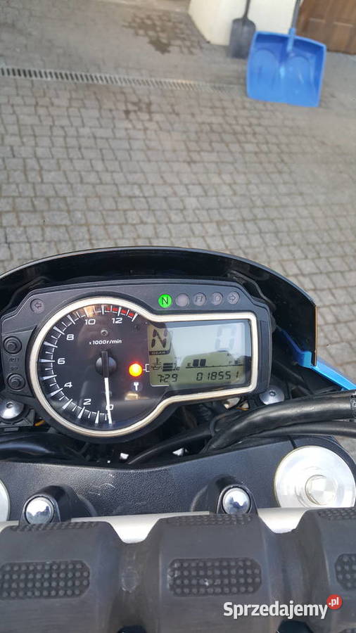 Suzuki GSR 750 18500przebiegu 18500km Rudnik nad Sanem sprzedam