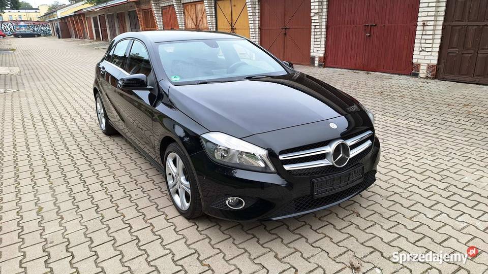 Mercedes A180 Urban Piękny Stan MP3