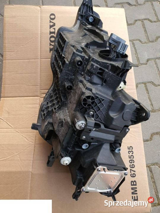 Volvo v60 s60 II reflektor prawy przód MID LED lubelskie Kozubszczyzna