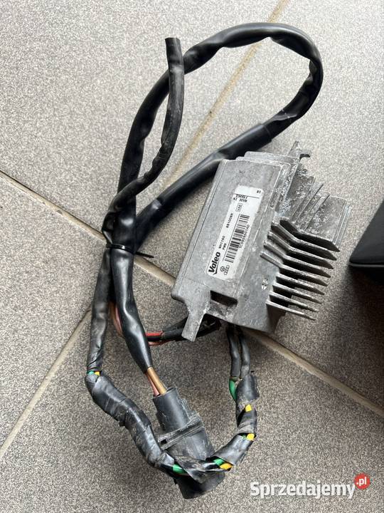 Moduł Wentylatora Chłodnicy a4 b7 8E0959501AD Rok produkcji 2006 Wentylatory chłodnicy Zagórz