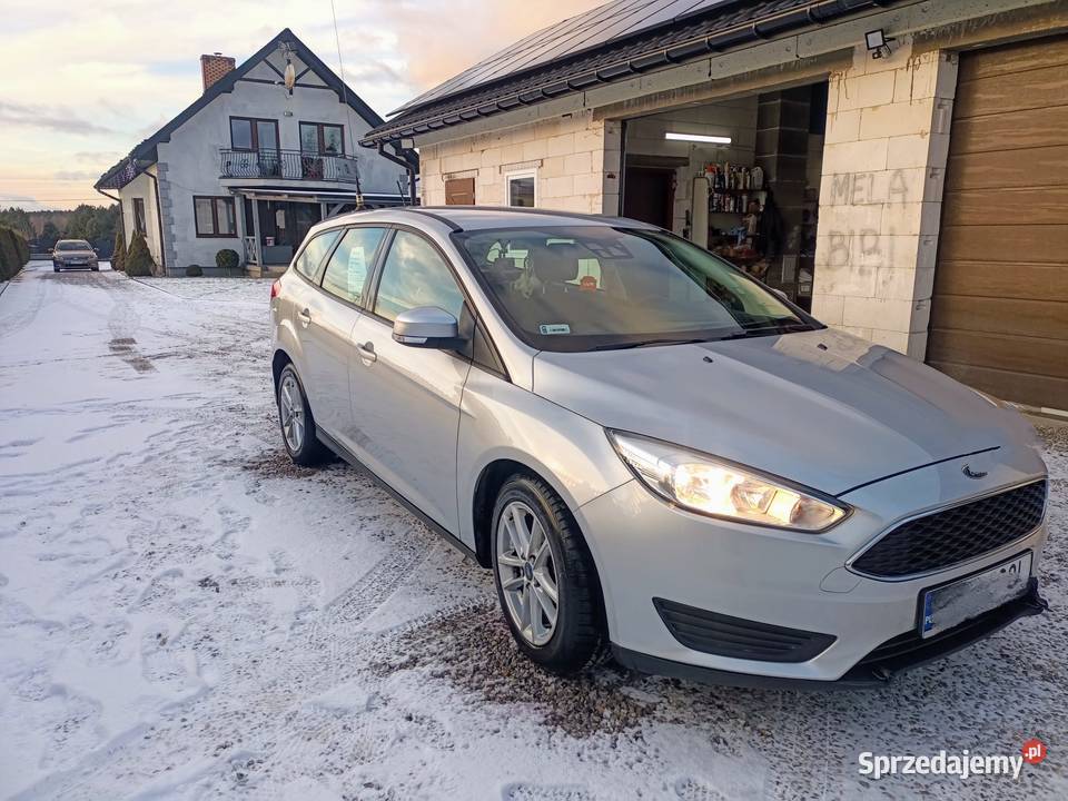 Ford Focus Kombi 10 Ecoboost benzyna pierwszy Brzeg