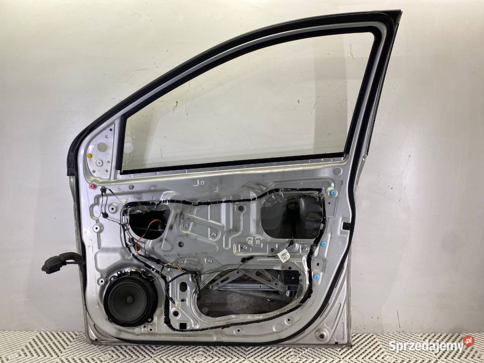 DRZWI PRAWY PRZÓD HYUNDAI i20 Hatchback FG SLEEK