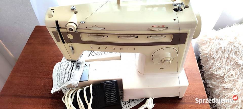Maszyna do szycia walizkowa łucznik 884 sprawna podkarpackie Mielec sprzedam
