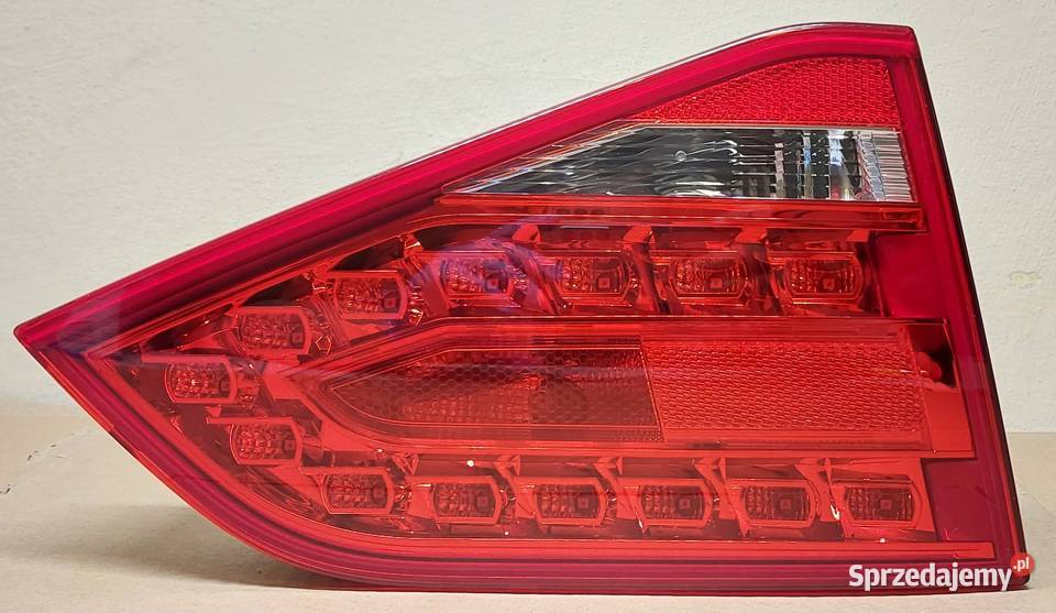 LAMPA TYŁ LEWA W KLAPE AUDI A4 B8 0811 SEDAN sprzedam