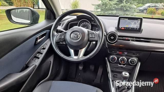 Mazda 2 2016r 15 90 stan serwisowana w ASO Gorzów Wielkopolski