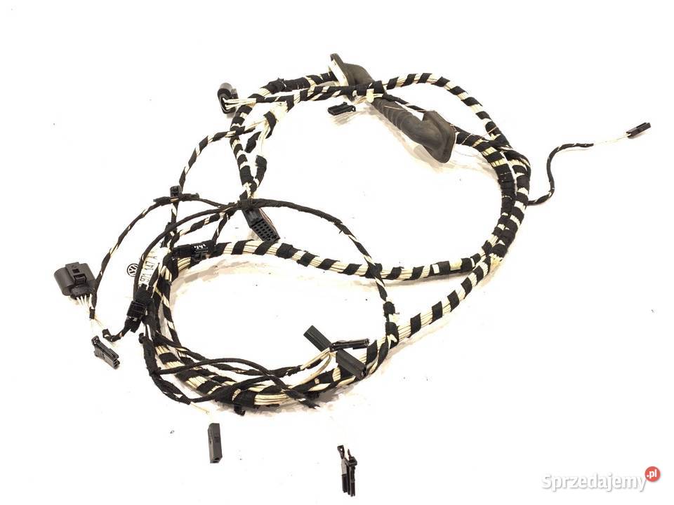 WIĄZKA KLAPY BAGAŻNIKA TYŁ VW TIGUAN 5N0971147A