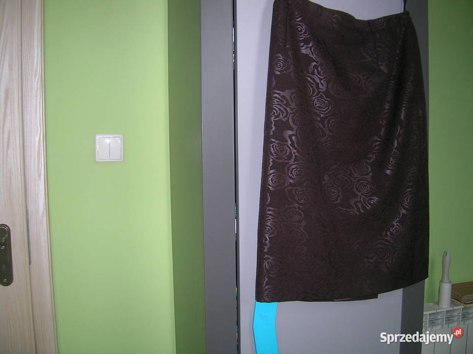 Spódnica brązowa L Pozostałe Czarna sprzedam