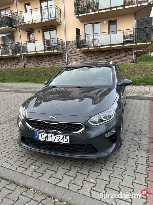 Kia Ceed 14 tgdi 140 Automat 7DCT serwisowana w łopatki zmiany biegów