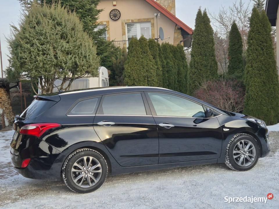 Hyundai i30 2013r 14B 100 Przebieg 138 czarny i30 mazowieckie