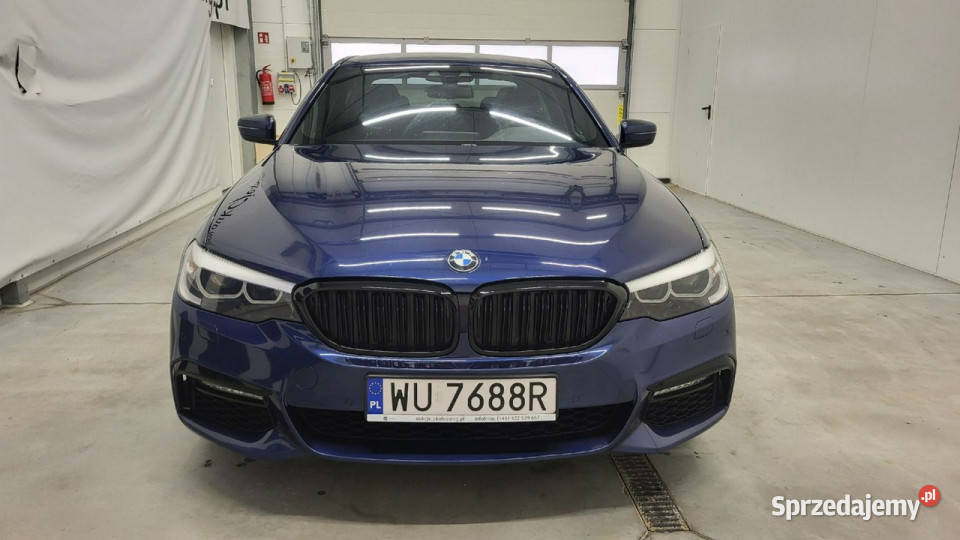 BMW 530 i xDrive M Sport sportaut G30 2017 kamera cofania BMW Grójec