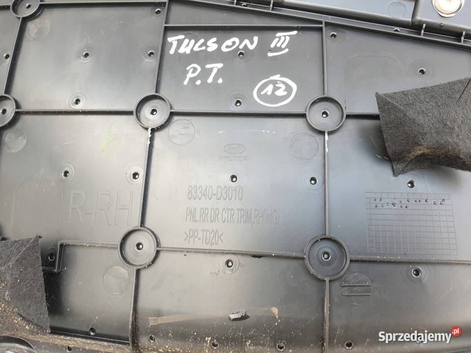 Hyundai Tucson III TYLNY BOCZEK DRZWI PRAWY TYŁ Części samochodowe Rudka