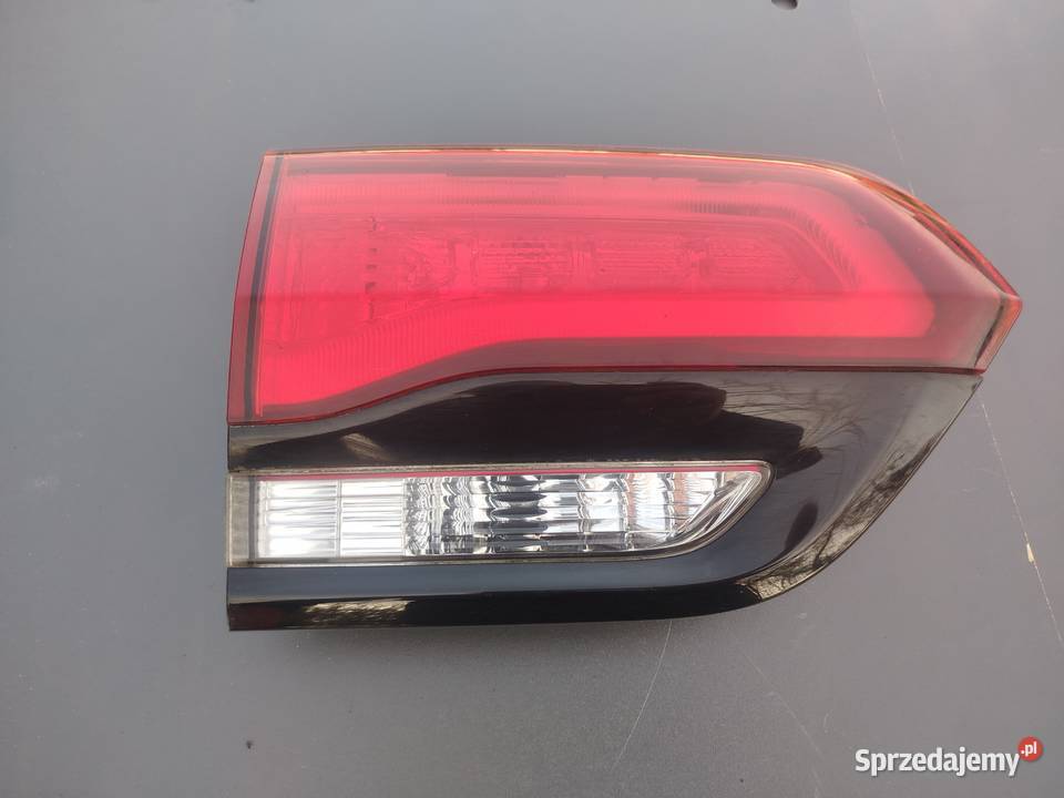 JEEP GRAND CHEROKEE WK2 SRT LAMPA TYŁ LEWA Lampy tylne sprzedam
