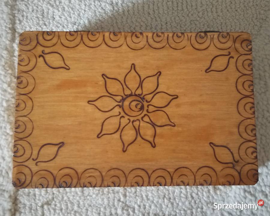 Niezwykła szkatułka z dawnych lat vintage PRL Warszawa sprzedam